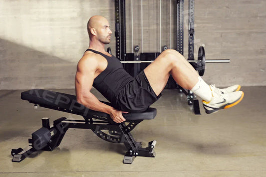 Incline Bench vs Flat Bench: Key Differences Explained